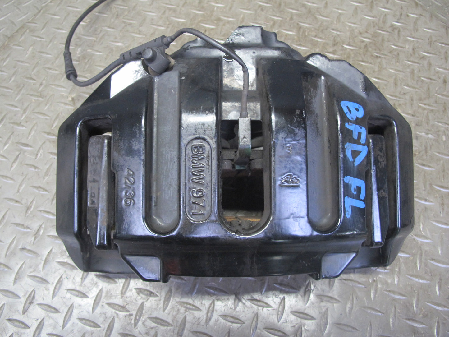 2006-2010 BMW E63 E64 E60 M5 M6 Front Left & Right Brake Caliper Set 55K Miles