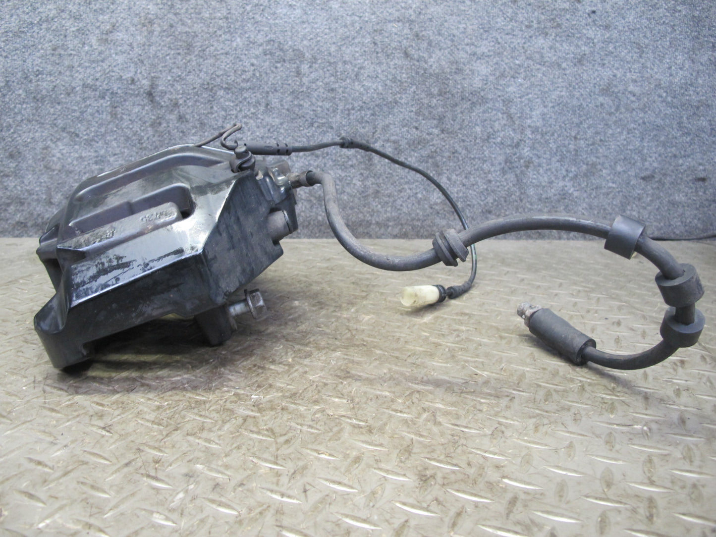 2006-2010 BMW E63 E64 E60 M5 M6 Front Left & Right Brake Caliper Set 55K Miles