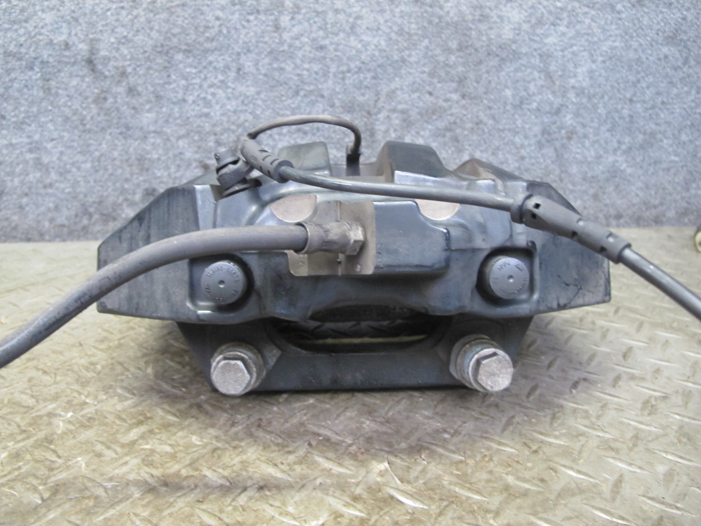 2006-2010 BMW E63 E64 E60 M5 M6 Front Left & Right Brake Caliper Set 55K Miles