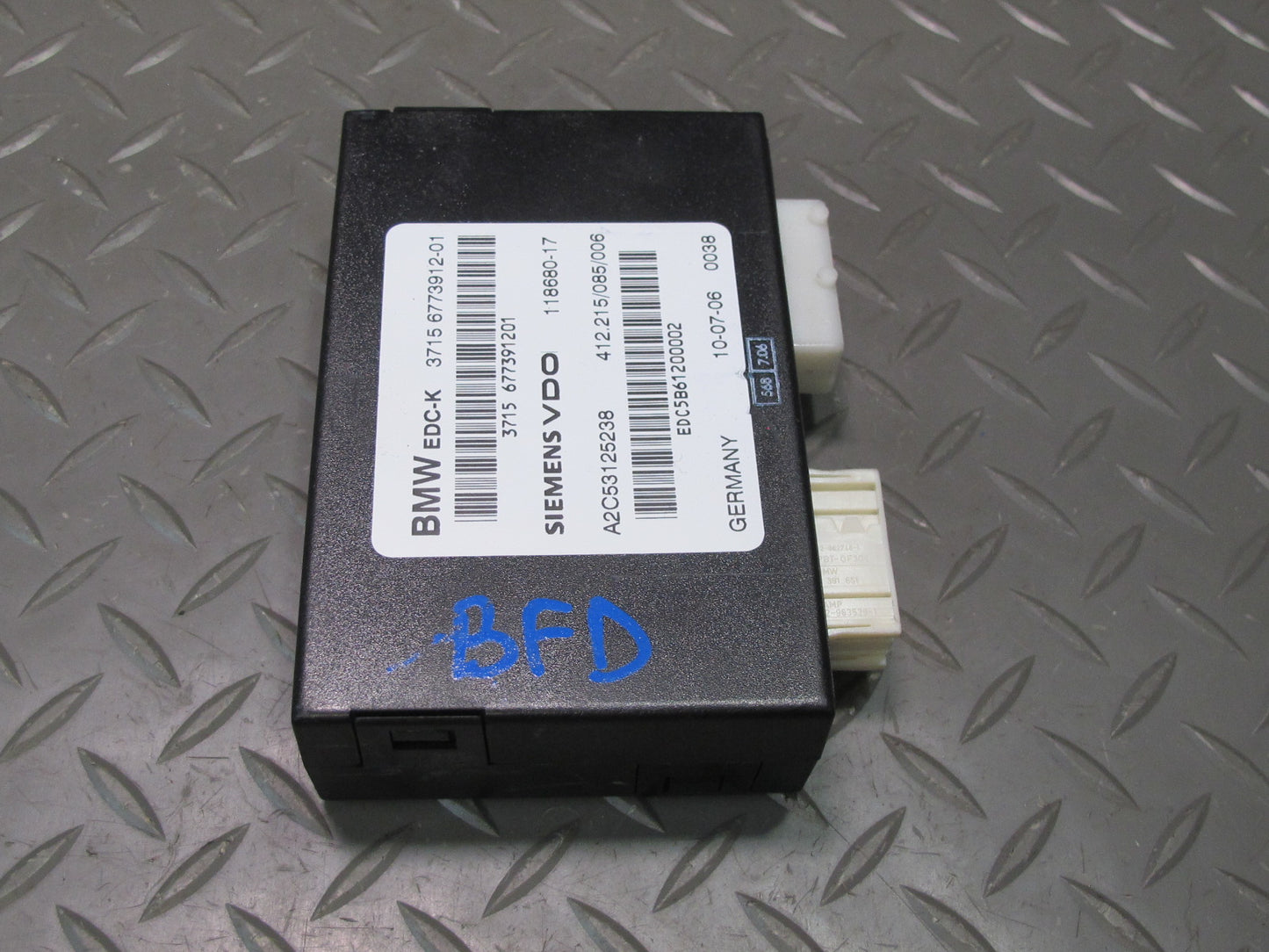 2006-2010 BMW E60 M5 M6 EDC Suspension Damping Control Module 6773912