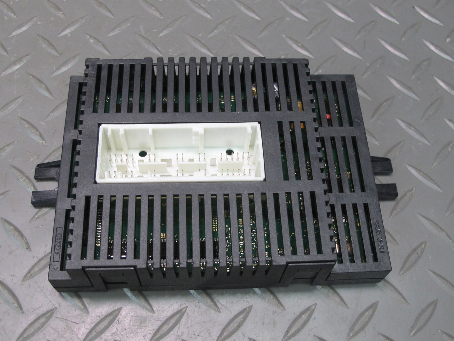 2006-2010 BMW E60 E61 E63 E64 M5 535i Light Control Module LCM 9116260