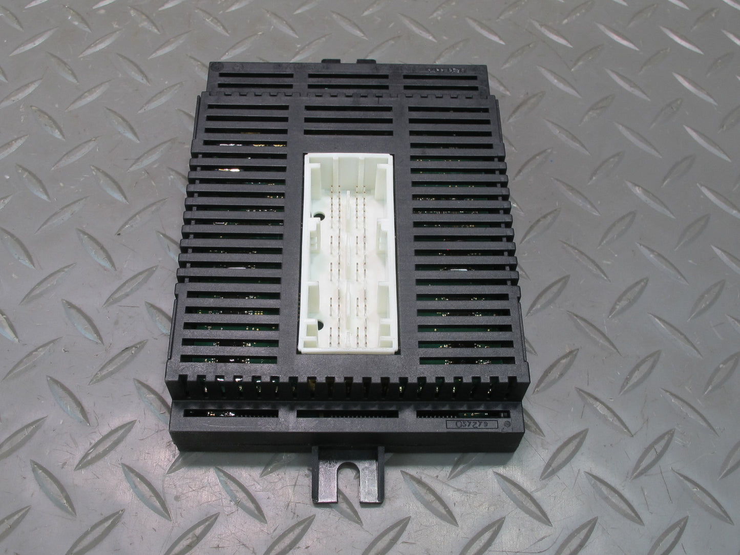 2006-2010 BMW E60 E61 E63 E64 M5 535i Light Control Module LCM 9116260