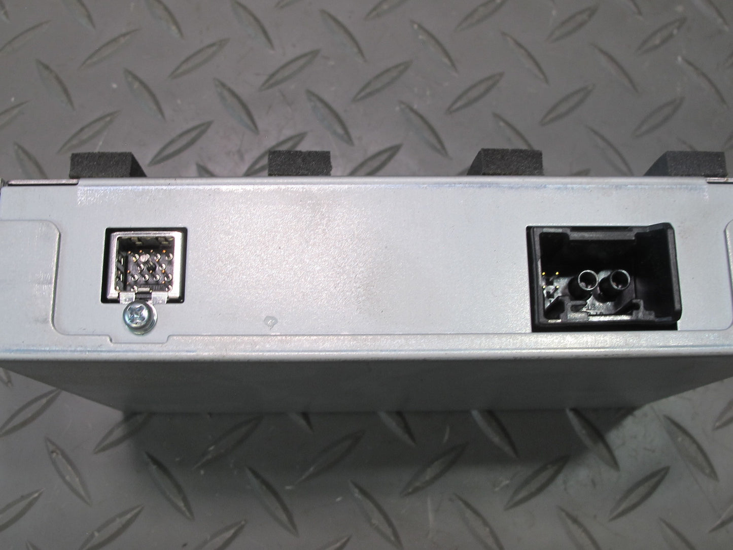 2006-2010 BMW E60 E63 E64 M5 535i ipod Interface Control Module 0411033