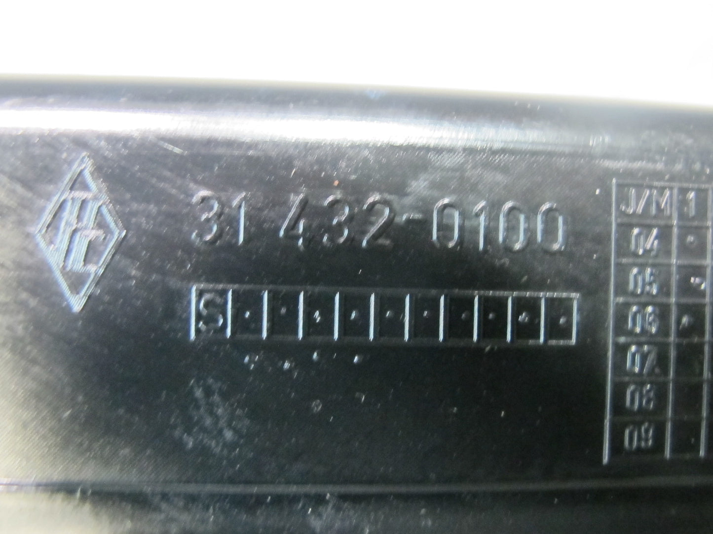 2006-2010 BMW E60 M5 535i Dash Front Right CUP Holder 7047145