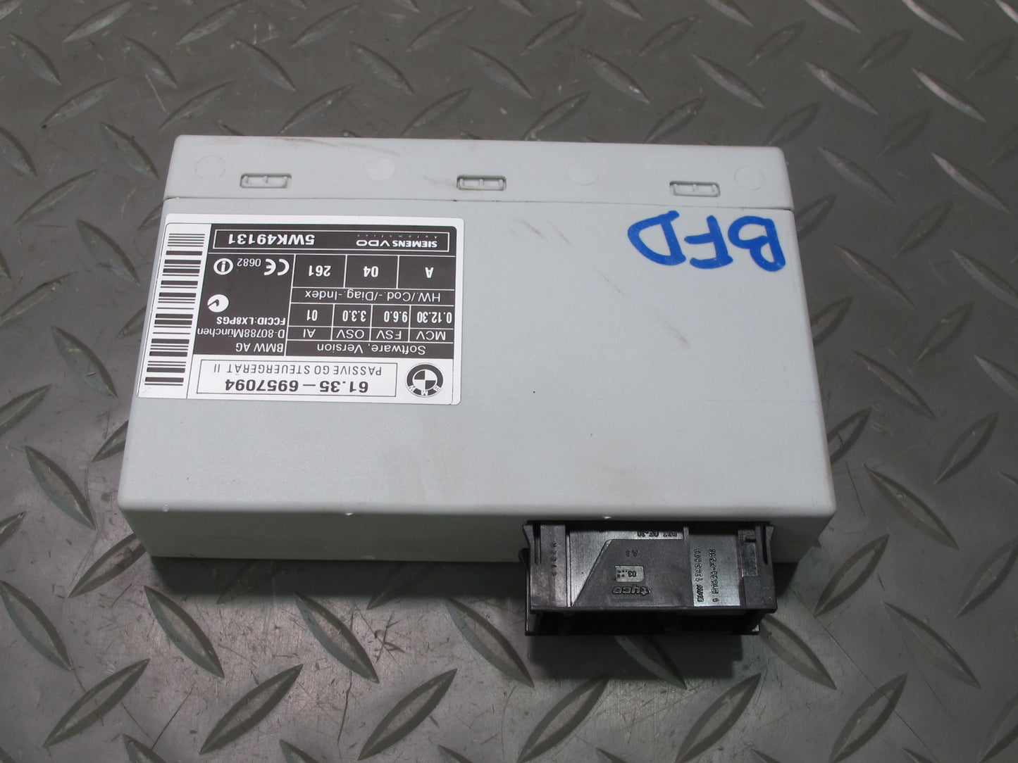 2006-2010 BMW E63 E60 M5 535i Passive GO Keyless Entry Control Module 6957094