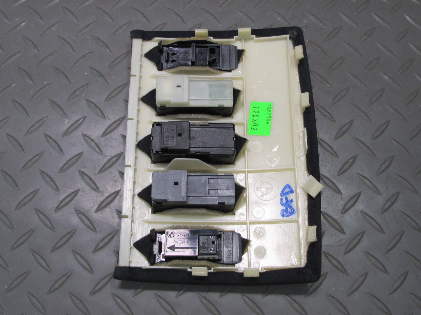 2006-2010 BMW E60 M5 Overhead Console Sunroof SOS Switch Panel