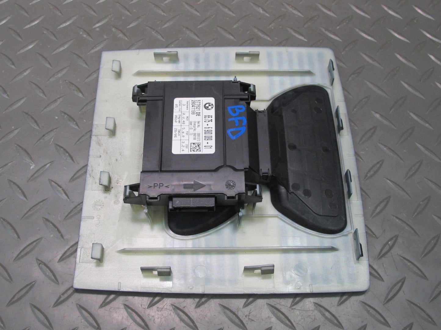 2006-2010 BMW E60 M5 Ultrasonic Alarm Motion Sensor Module 6980089