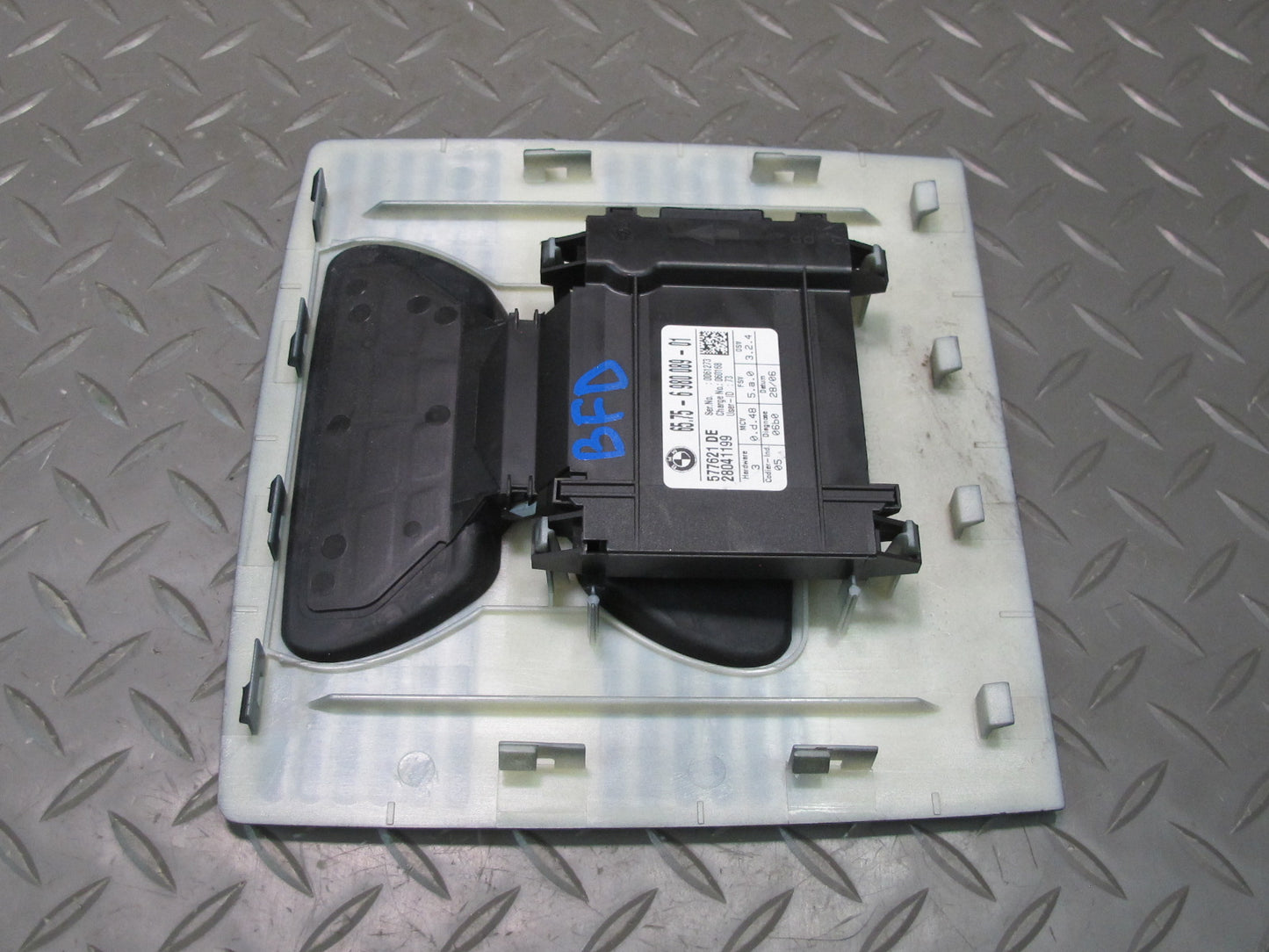 2006-2010 BMW E60 M5 Ultrasonic Alarm Motion Sensor Module 6980089