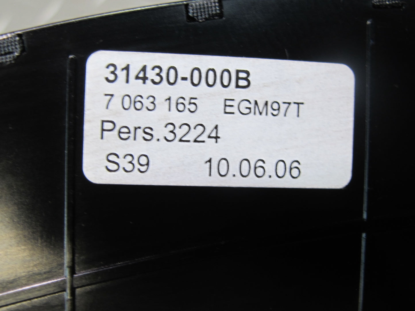 2006-2010 BMW E60 M5 535i Dash Front Left CUP Holder 7034132