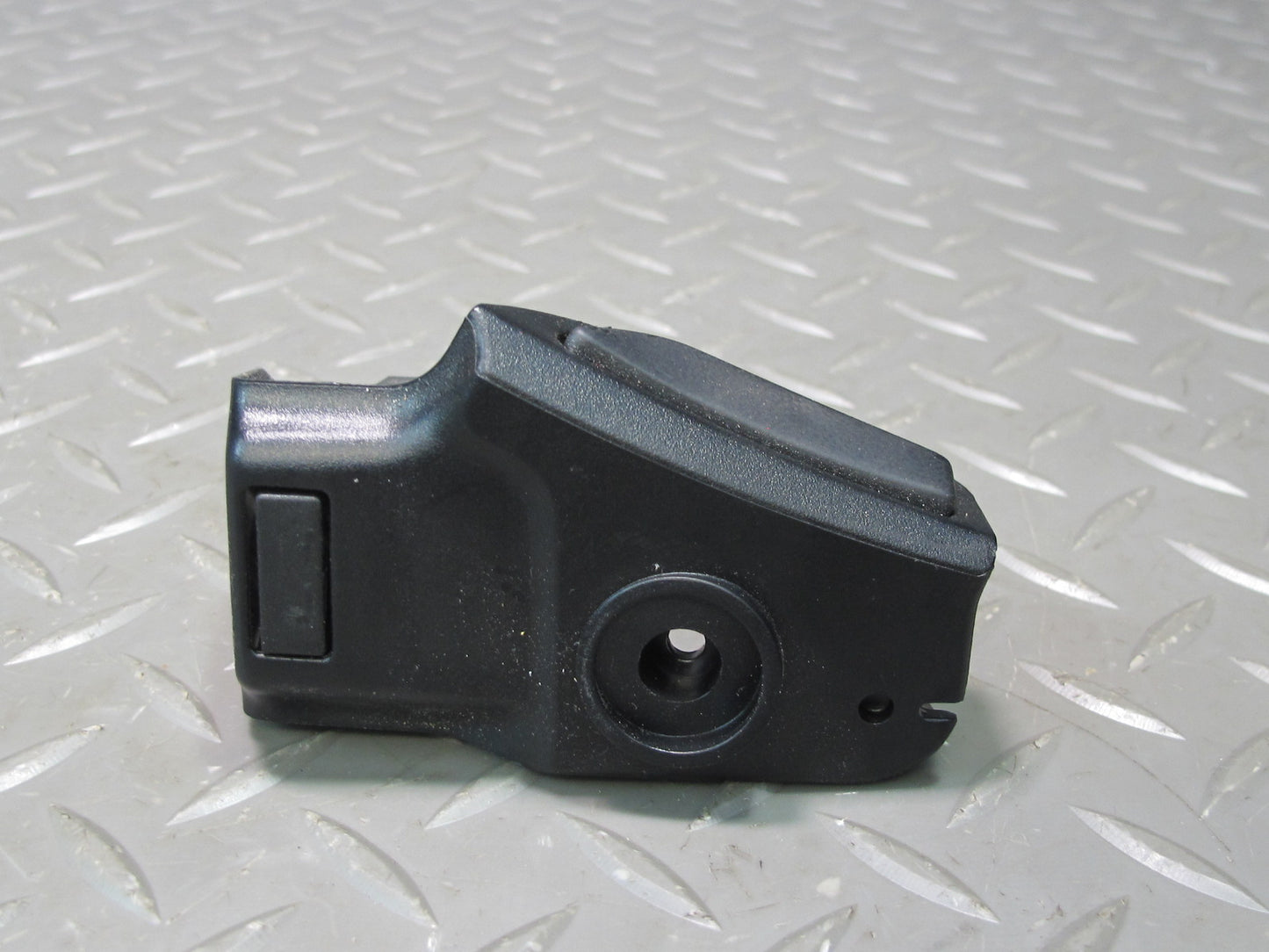 2006-2010 BMW E60 M5 535i Center Console Armrest Lock Button Mechanism