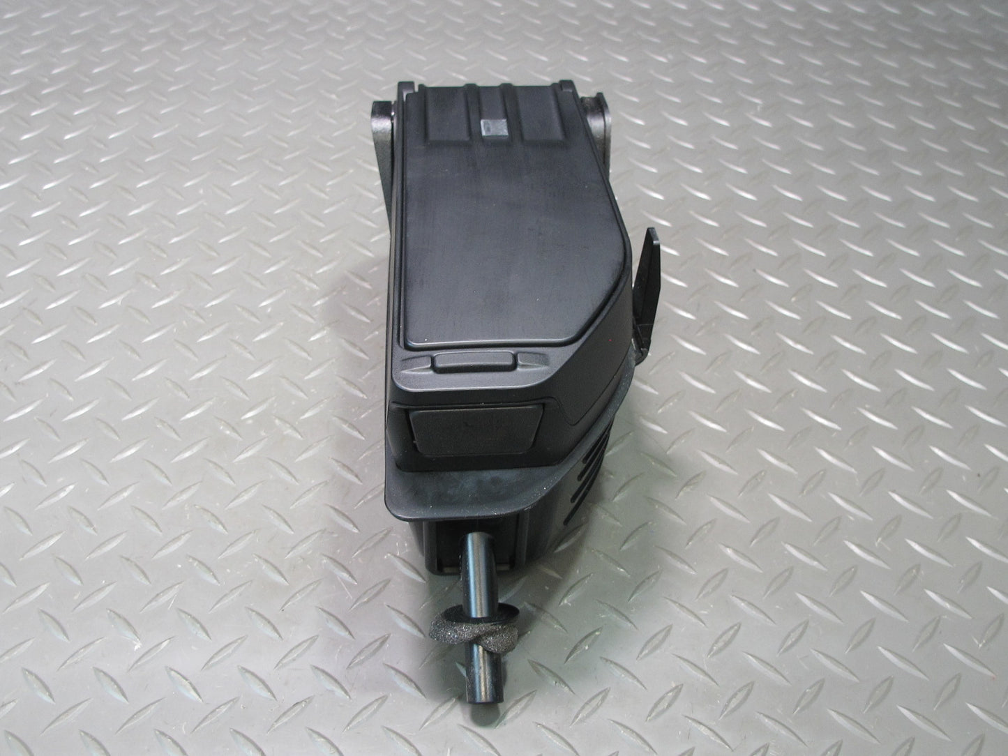 2006-2010 BMW E60 M5 535i Center Console Armrest Compartment Storage