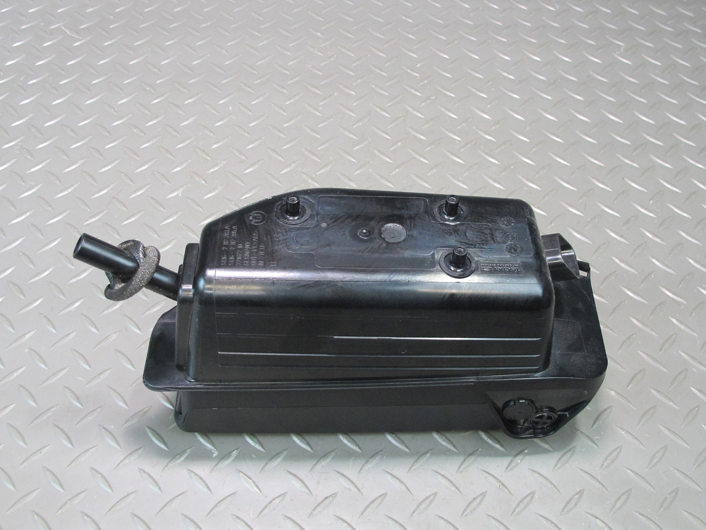 2006-2010 BMW E60 M5 535i Center Console Armrest Compartment Storage