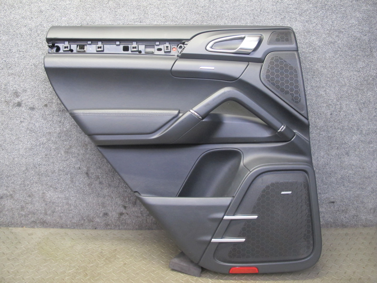 11-18 Porsche Cayenne 958 Rear Left Right Side Interior Door Panel W/ Shade Set
