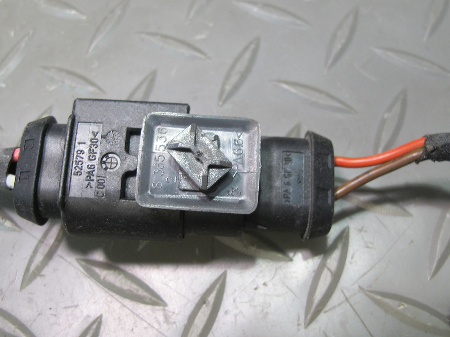 2006-2010 BMW E60 M5 M6 Power Brake Booster Vacuum Pump Motor 6769029