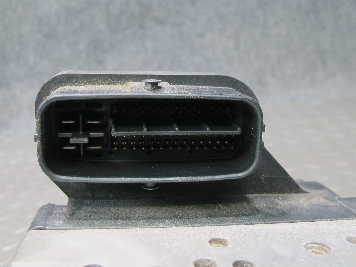 08-09 Lexus USE20L Is-f ABS Anti Lock Brake Pump Module 44540-53100 OEM