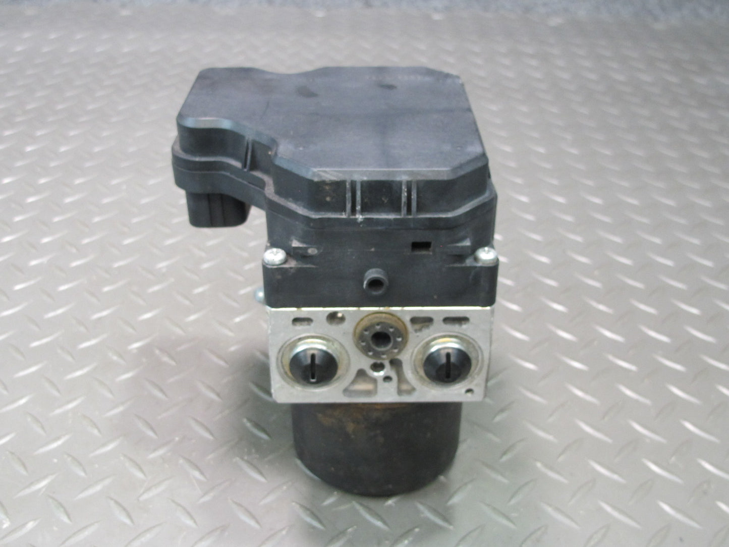 08-09 Lexus USE20L Is-f ABS Anti Lock Brake Pump Module 44540-53100 OEM