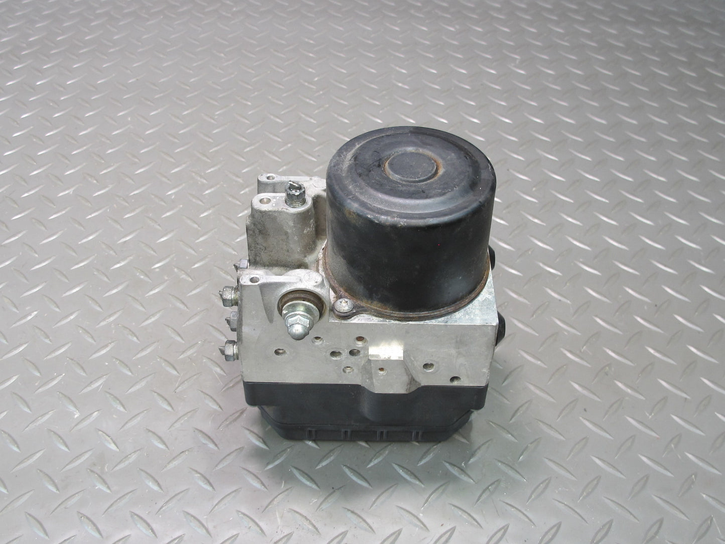 08-09 Lexus USE20L Is-f ABS Anti Lock Brake Pump Module 44540-53100 OEM