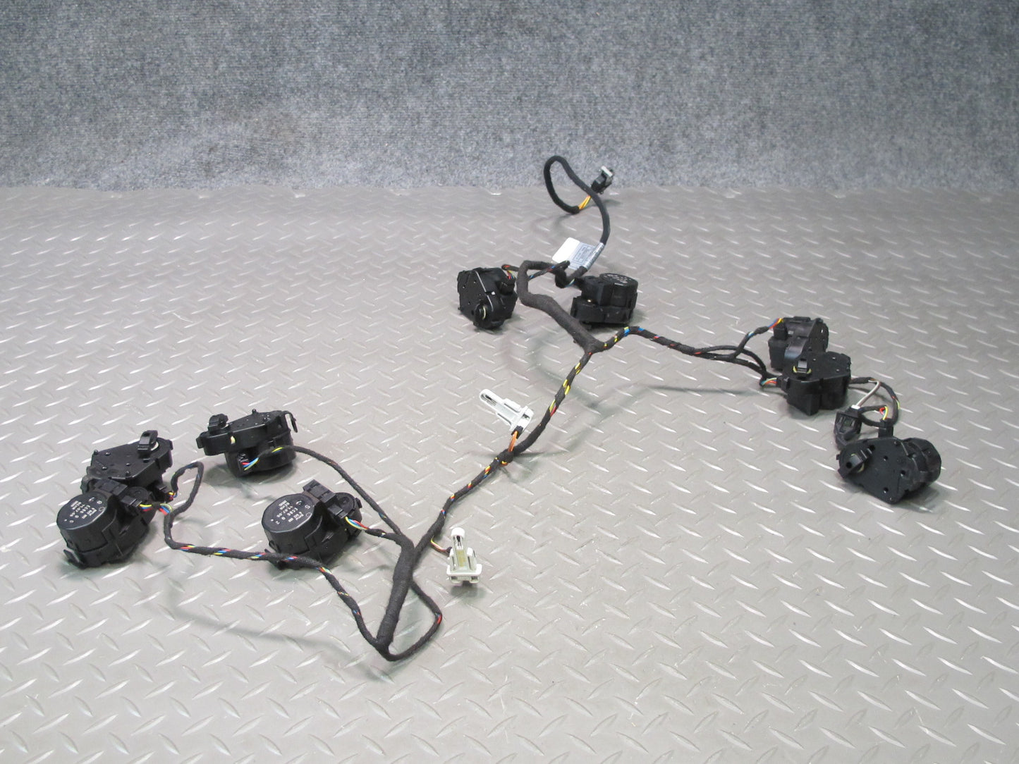 2006-2010 BMW E60 M5 535i A/C Heater Flap Door Actuator Motor Wiring Set