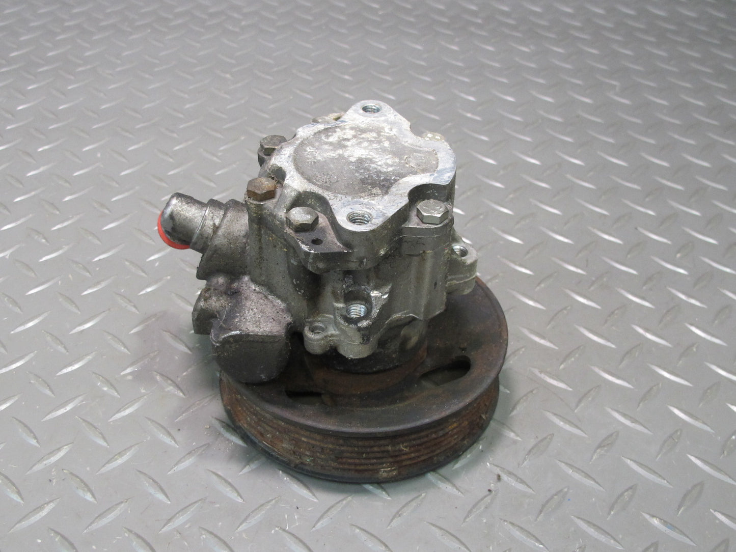 99-00 VW Eurovan T4 2.8L Power Steering Pump w Pulley OEM