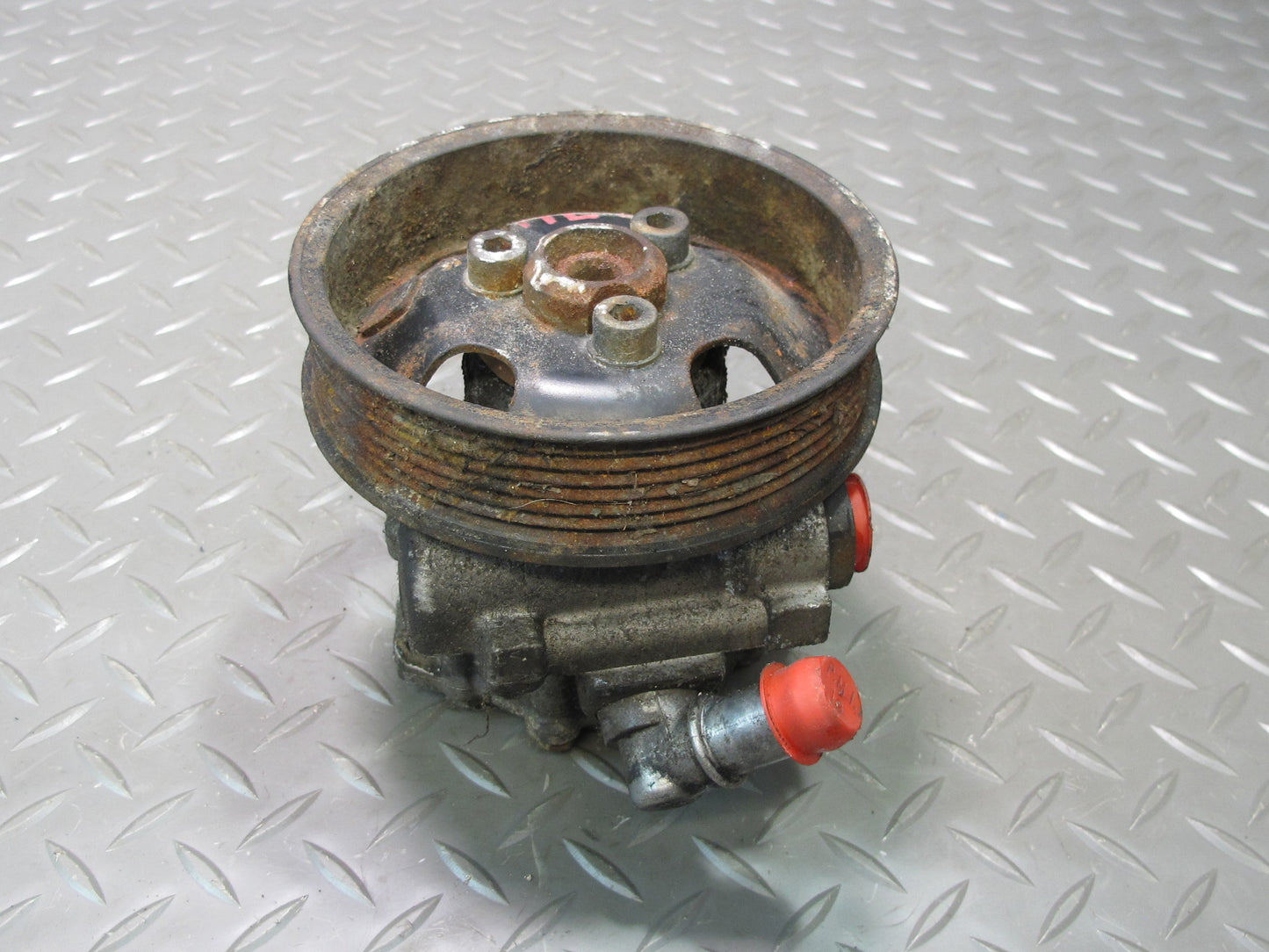 99-00 VW Eurovan T4 2.8L Power Steering Pump w Pulley OEM