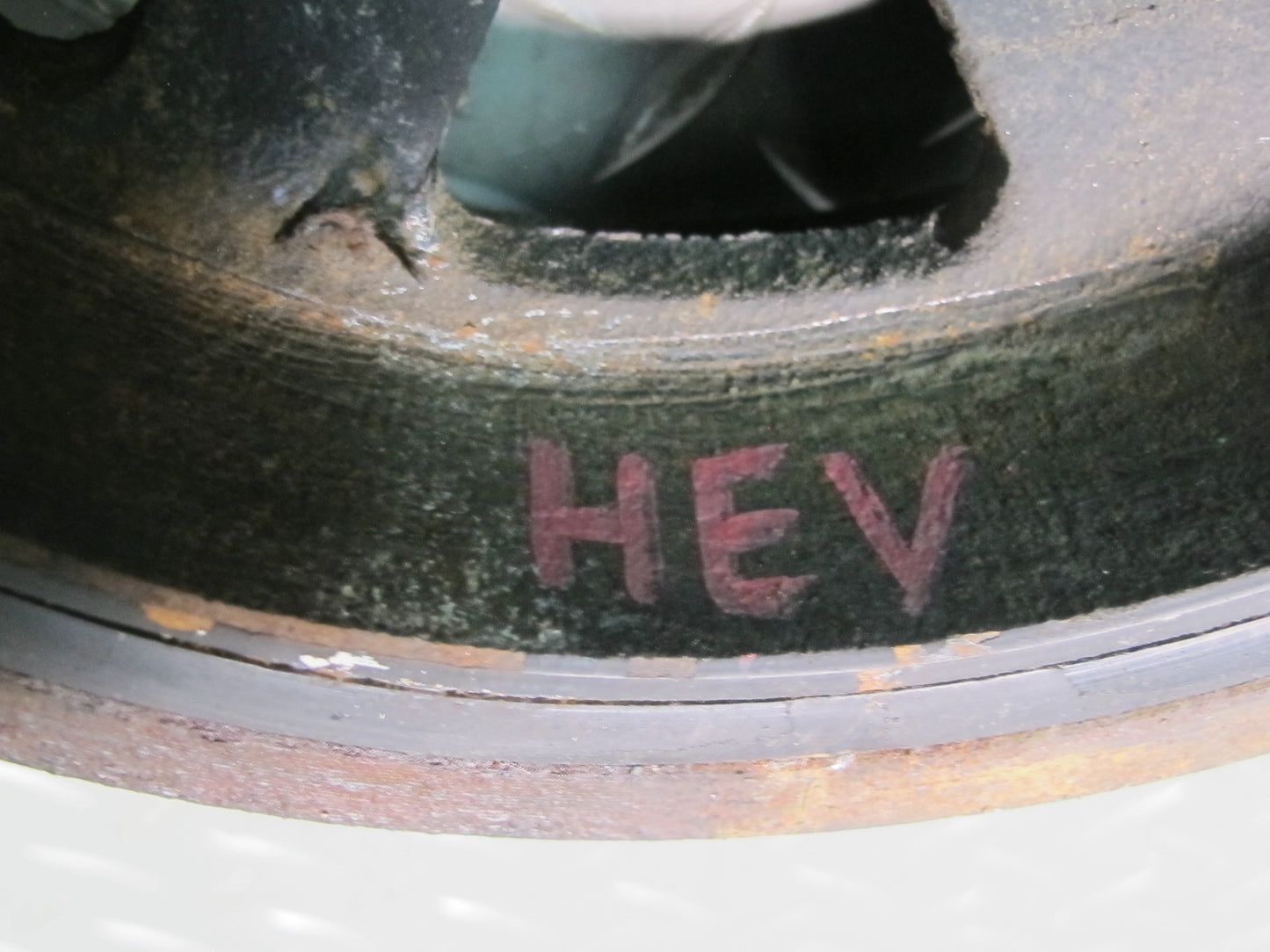 99-00 VW Eurovan T4 2.8L Crankshaft Pulley Harmonic Balancer OEM