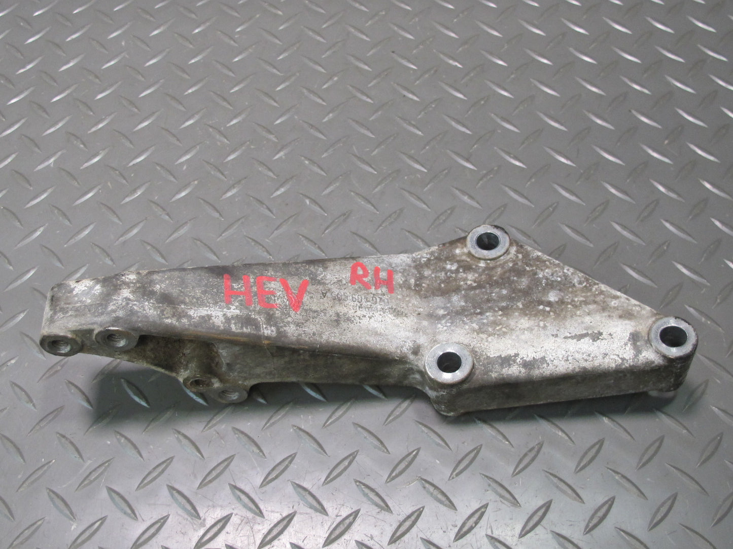 99-00 VW Eurovan T4 2.8L Engine Motor Mount Support 02G409905A OEM