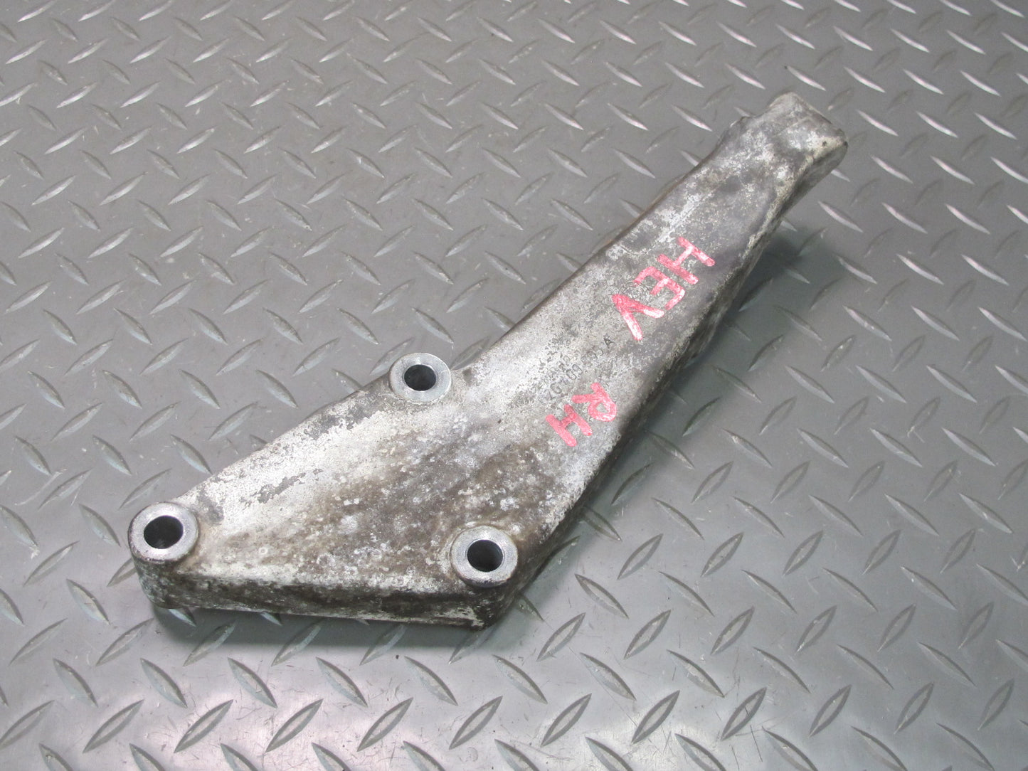 99-00 VW Eurovan T4 2.8L Engine Motor Mount Support 02G409905A OEM