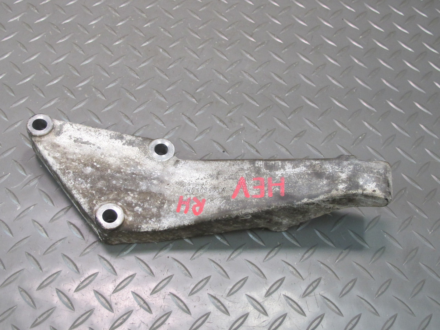 99-00 VW Eurovan T4 2.8L Engine Motor Mount Support 02G409905A OEM