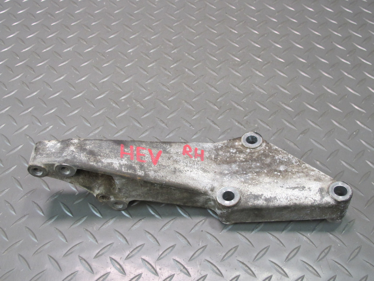 99-00 VW Eurovan T4 2.8L Engine Motor Mount Support 02G409905A OEM