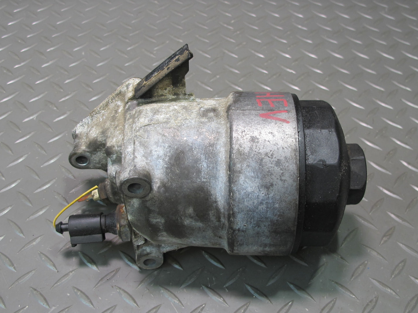 99-00 VW Eurovan T4 2.8L Engine Motor Oil Filter Housing OEM