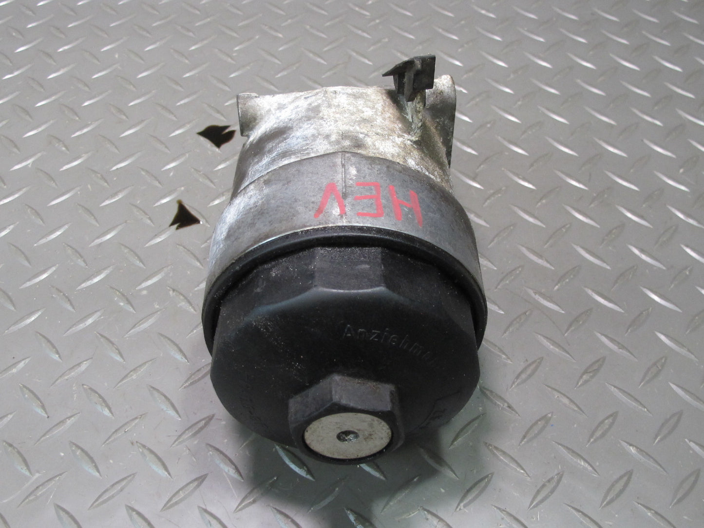 99-00 VW Eurovan T4 2.8L Engine Motor Oil Filter Housing OEM