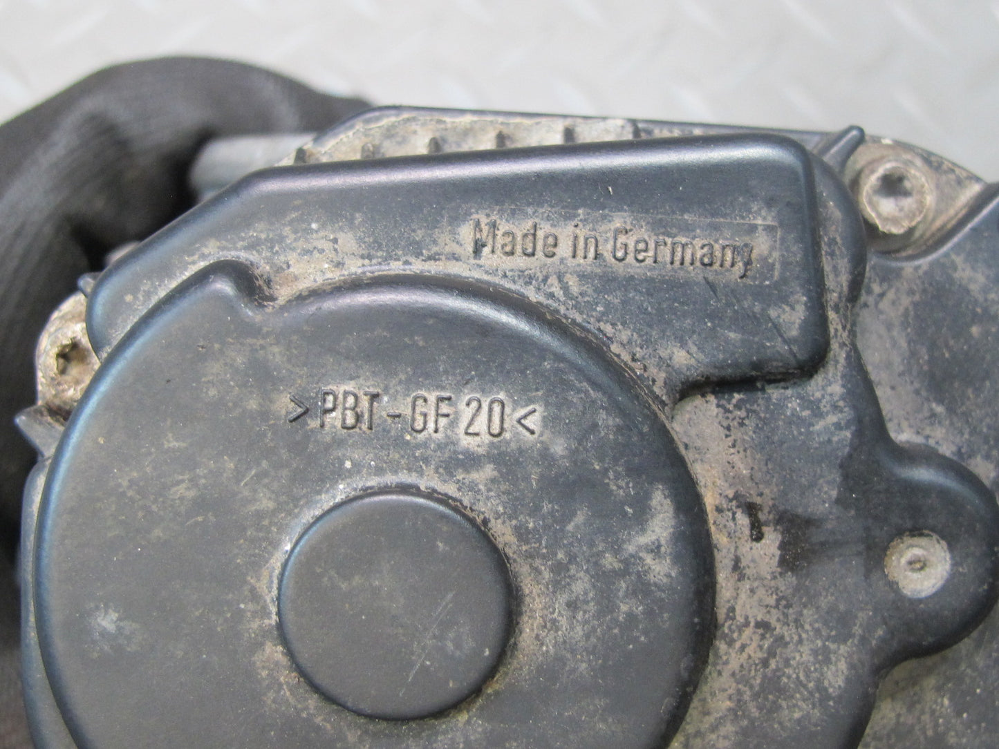 99-00 VW Eurovan T4 2.8L Engine Motor Throttle Body Actuator OEM