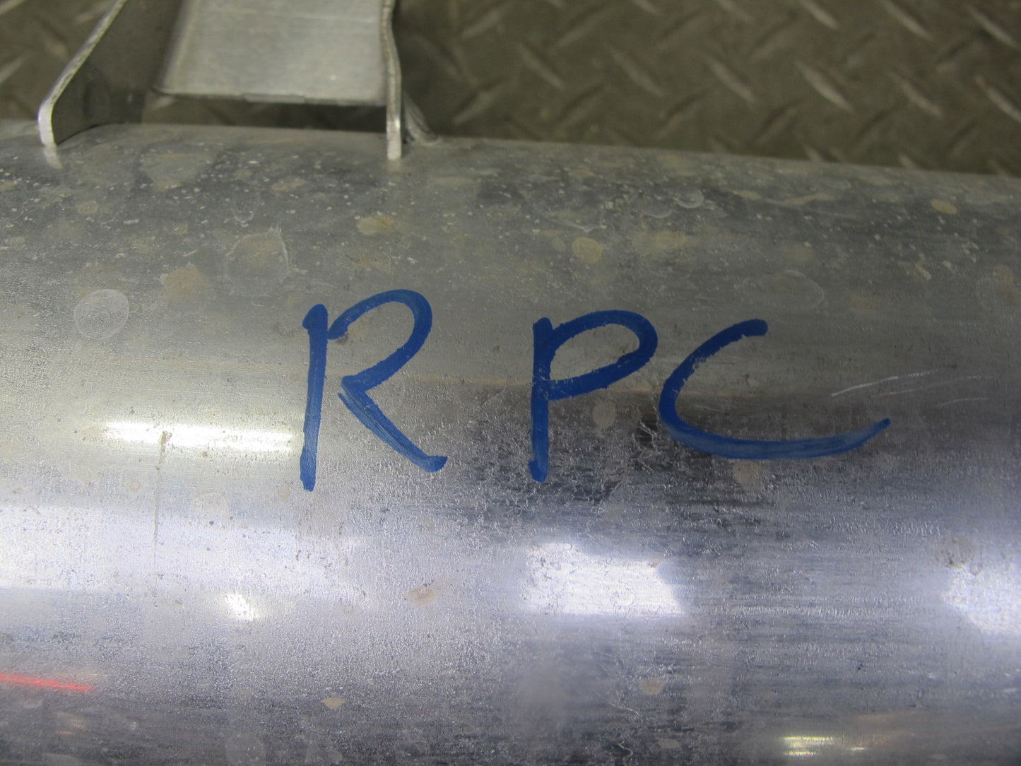 2011-2018 Porsche Cayenne 958 Air Suspension Tank Reservoir 7P0616201A