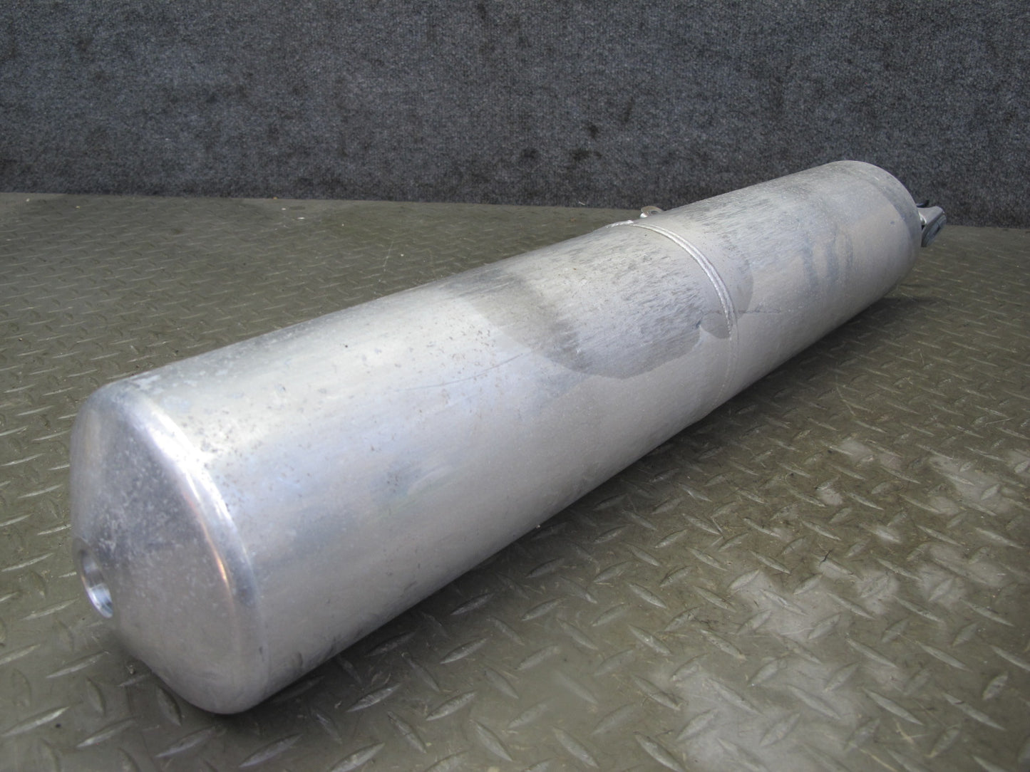 2011-2018 Porsche Cayenne 958 Air Suspension Tank Reservoir 7P0616201A