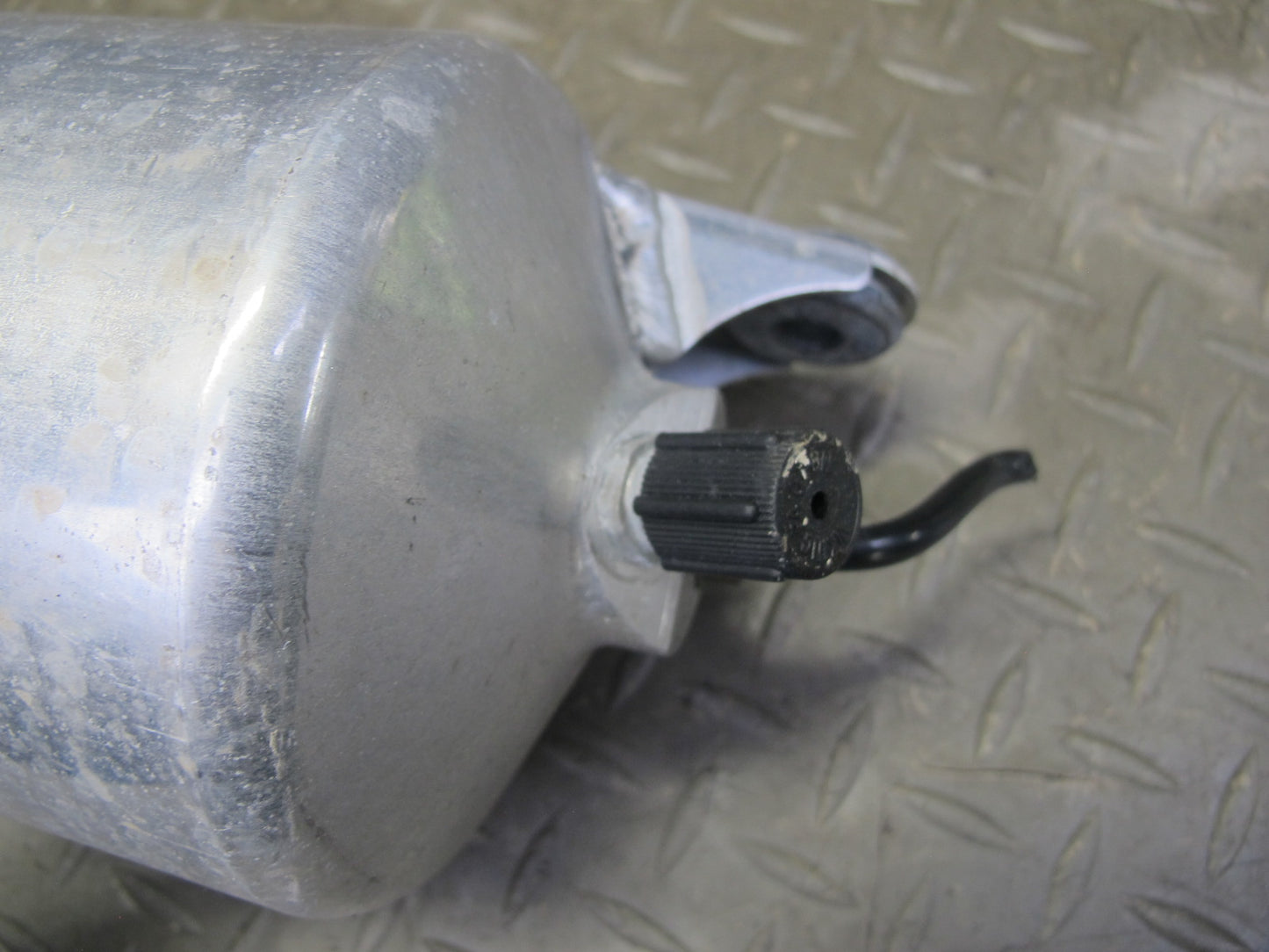 2011-2018 Porsche Cayenne 958 Air Suspension Tank Reservoir 7P0616201A