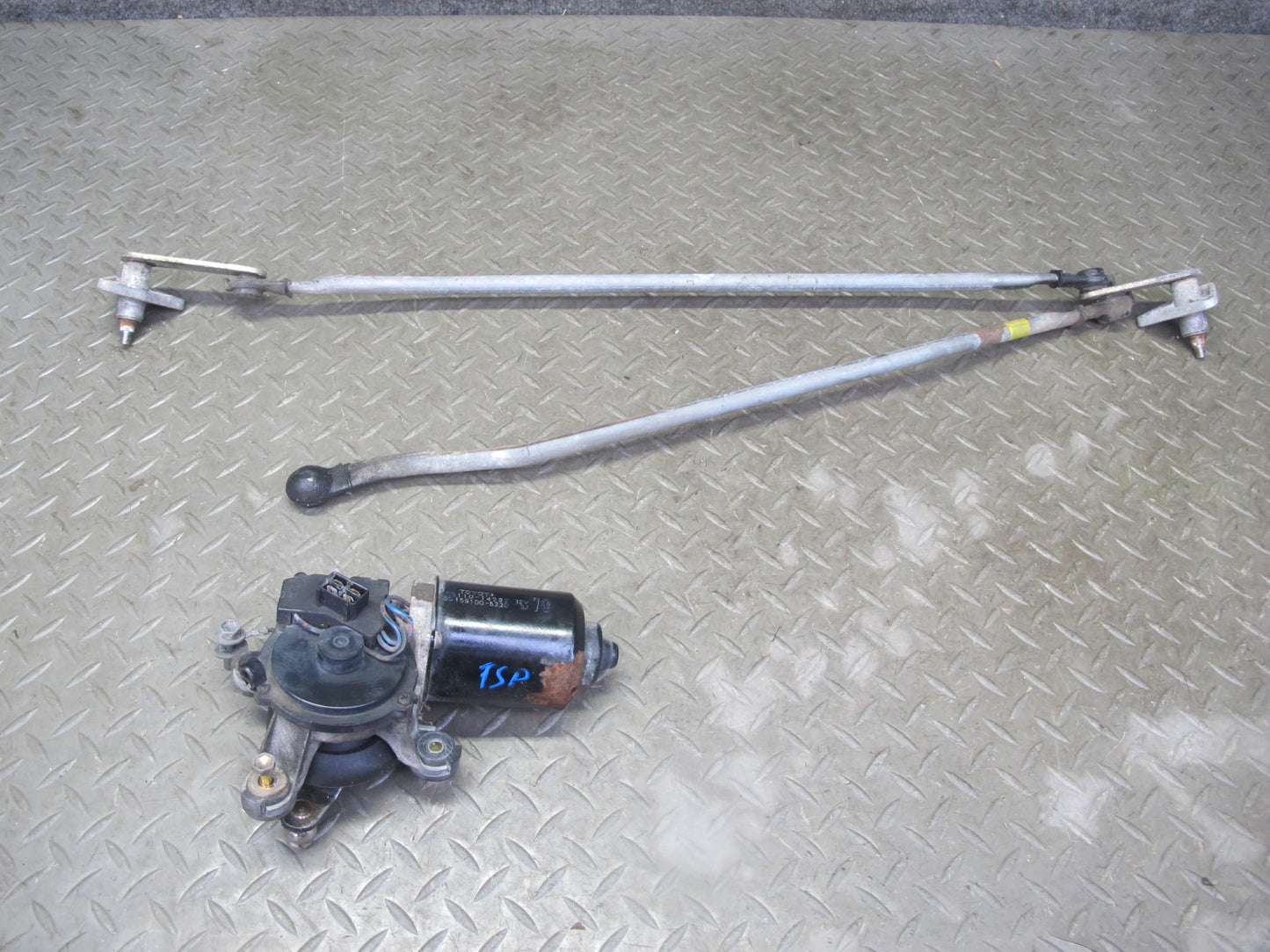 86-92 Toyota Supra MA70L Front Windshield Wiper Transmission Linkage w Motor OEM