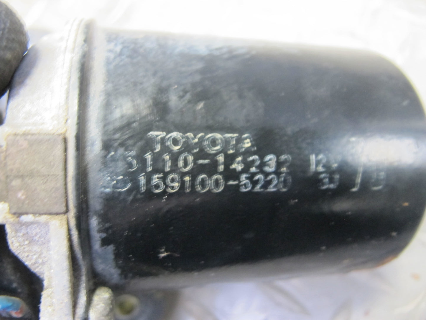 86-92 Toyota Supra MA70L Front Windshield Wiper Transmission Linkage w Motor OEM