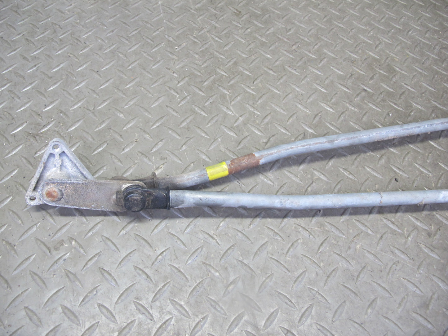 86-92 Toyota Supra MA70L Front Windshield Wiper Transmission Linkage w Motor OEM