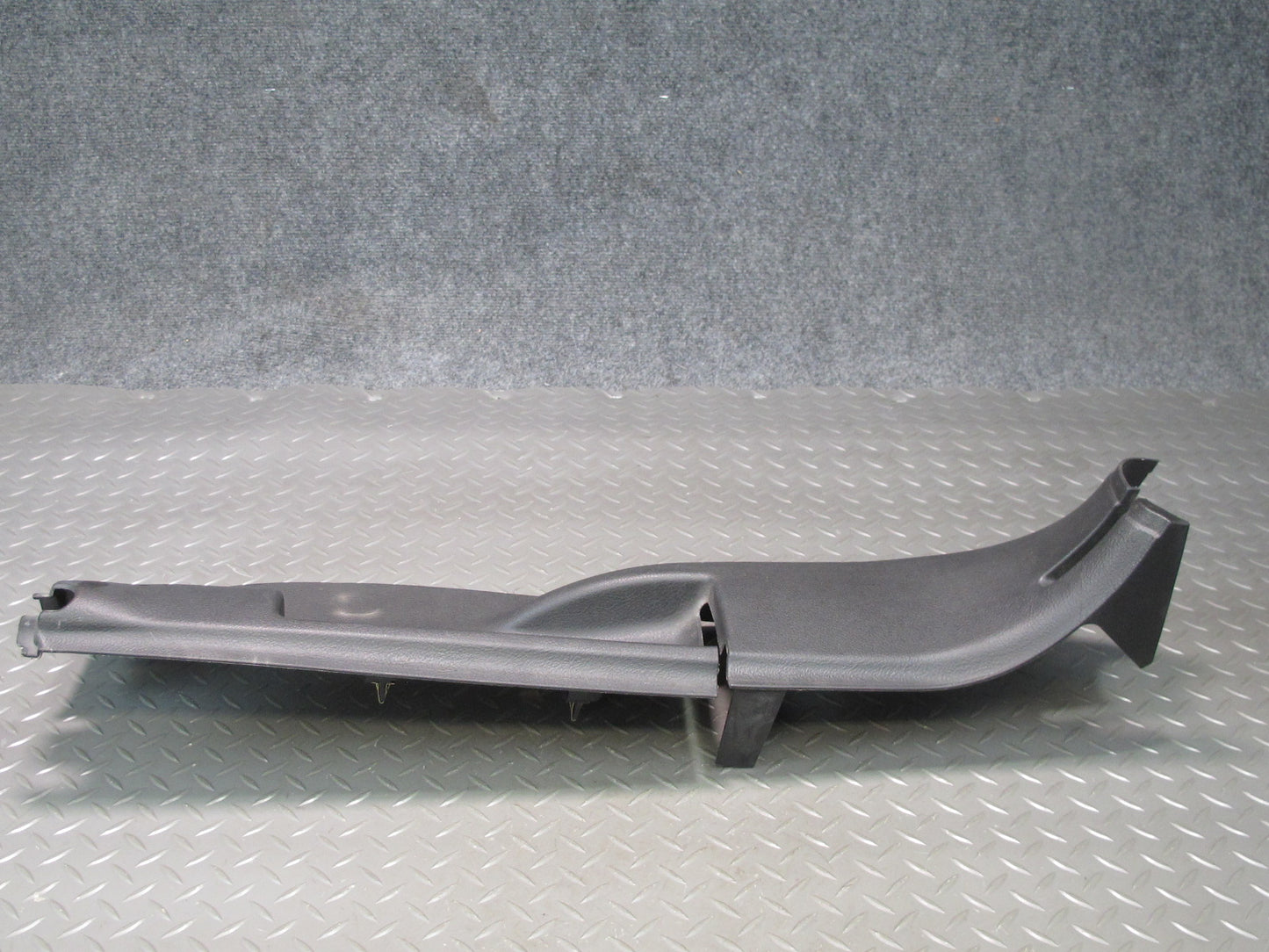 03-06 Chevrolet SSR Front Right Interior B Pillar Trim Cover Panel Black OEM