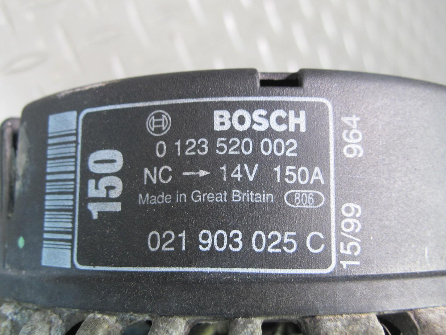 99-00 VW Eurovan T4 2.8L Engine Alternator Generator 150A 021903025C OEM