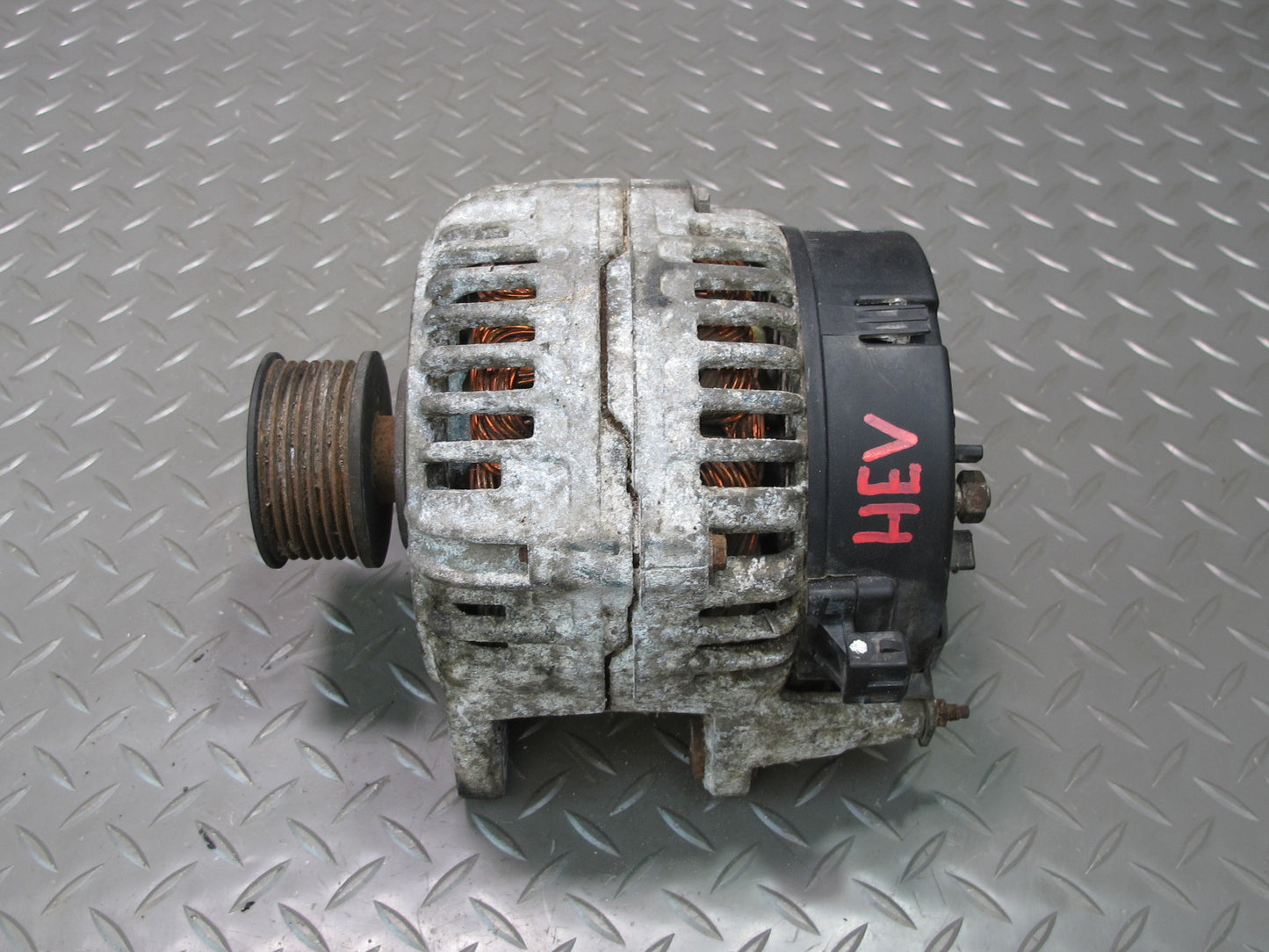99-00 VW Eurovan T4 2.8L Engine Alternator Generator 150A 021903025C OEM