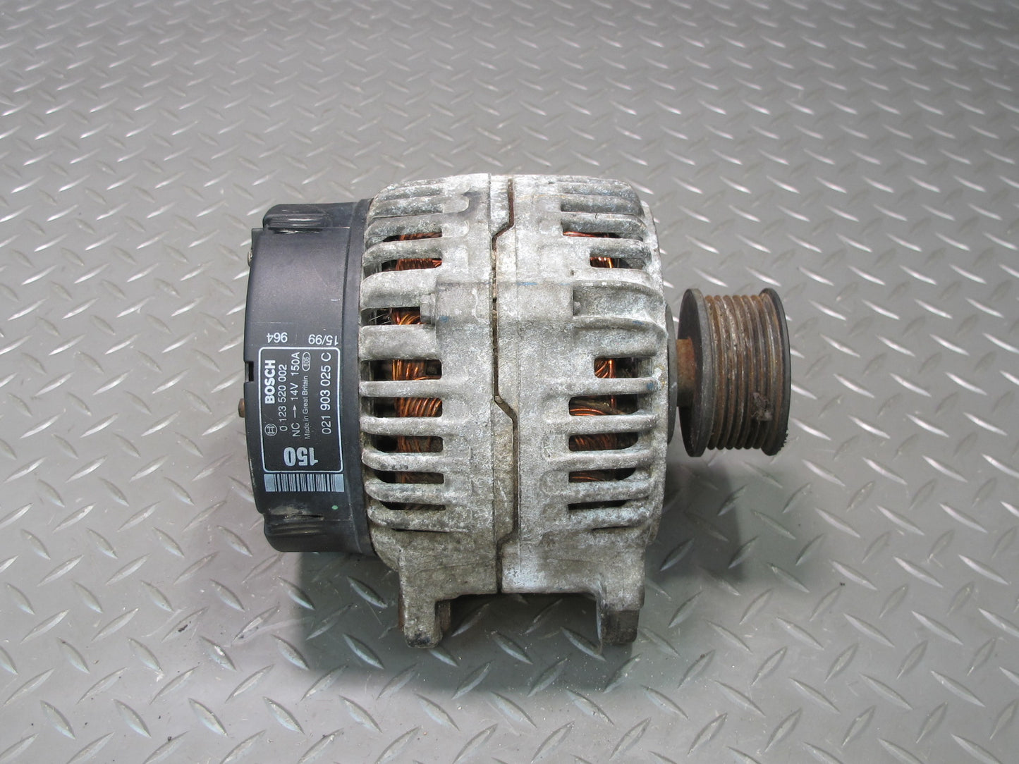 99-00 VW Eurovan T4 2.8L Engine Alternator Generator 150A 021903025C OEM