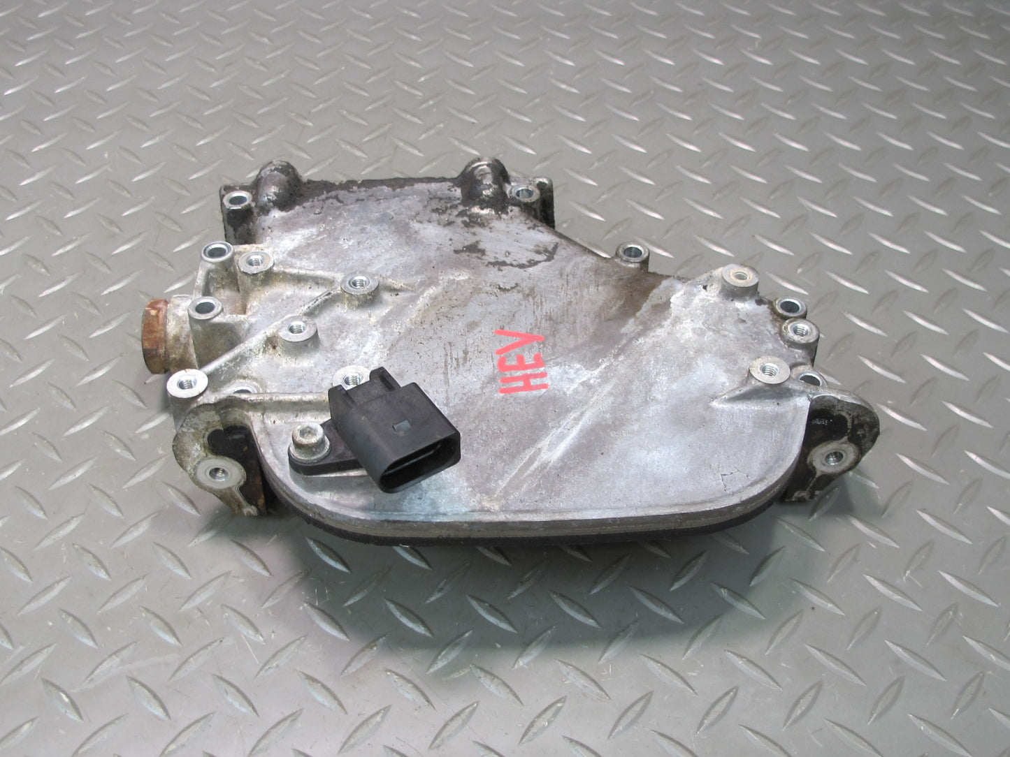 99-00 VW Eurovan T4 2.8L Engine Motor Upper Timing Chain  Plate Cover OEM