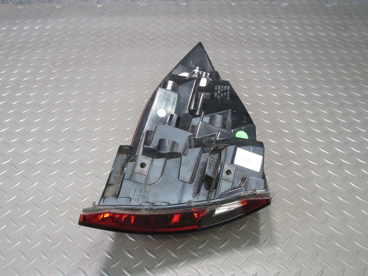 2011-2014 Porsche Cayenne 958 Rear Right Passenger Side Outer Tail Light Lamp