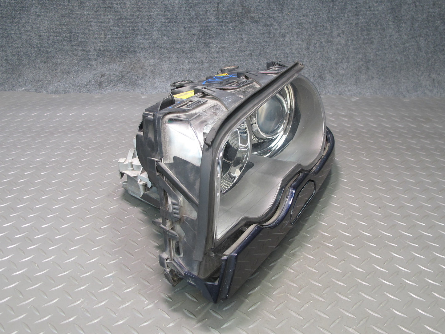 2001 BMW E46 330ci Coupe Convert Front Left Xenon HID Headlight Lamp w Trim OEM