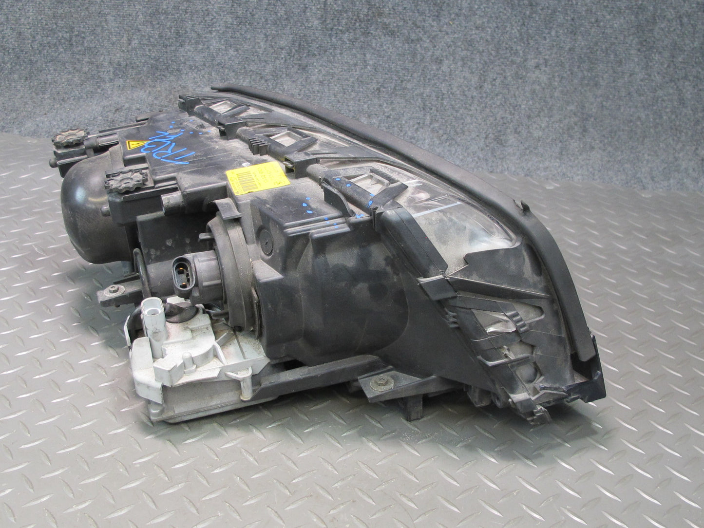 2001 BMW E46 330ci Coupe Convert Front Left Xenon HID Headlight Lamp w Trim OEM