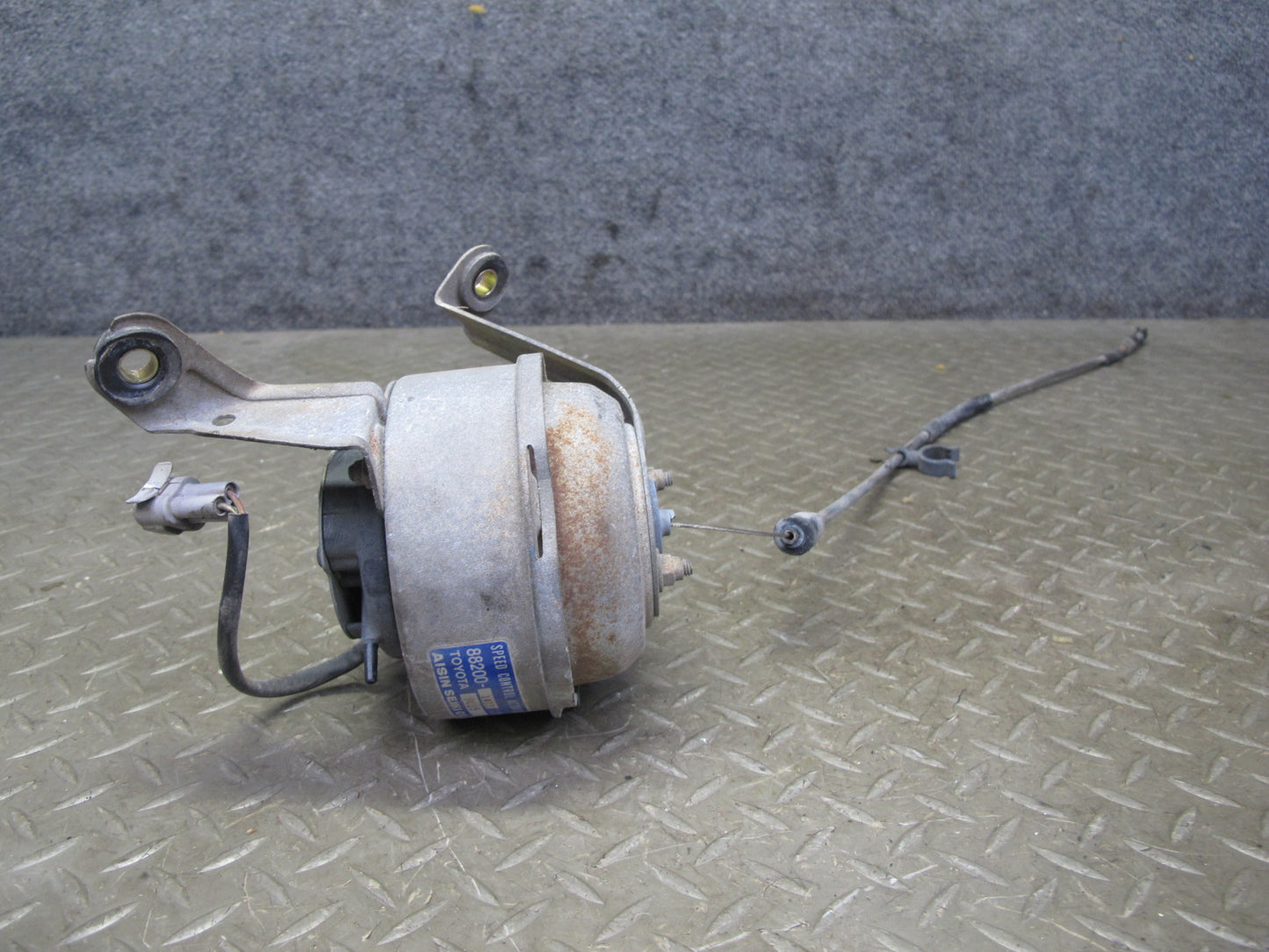 87-92 Toyota Supra MA70L MK3 7MGE NA Cruise Controle Actuator 88200-14131 OEM