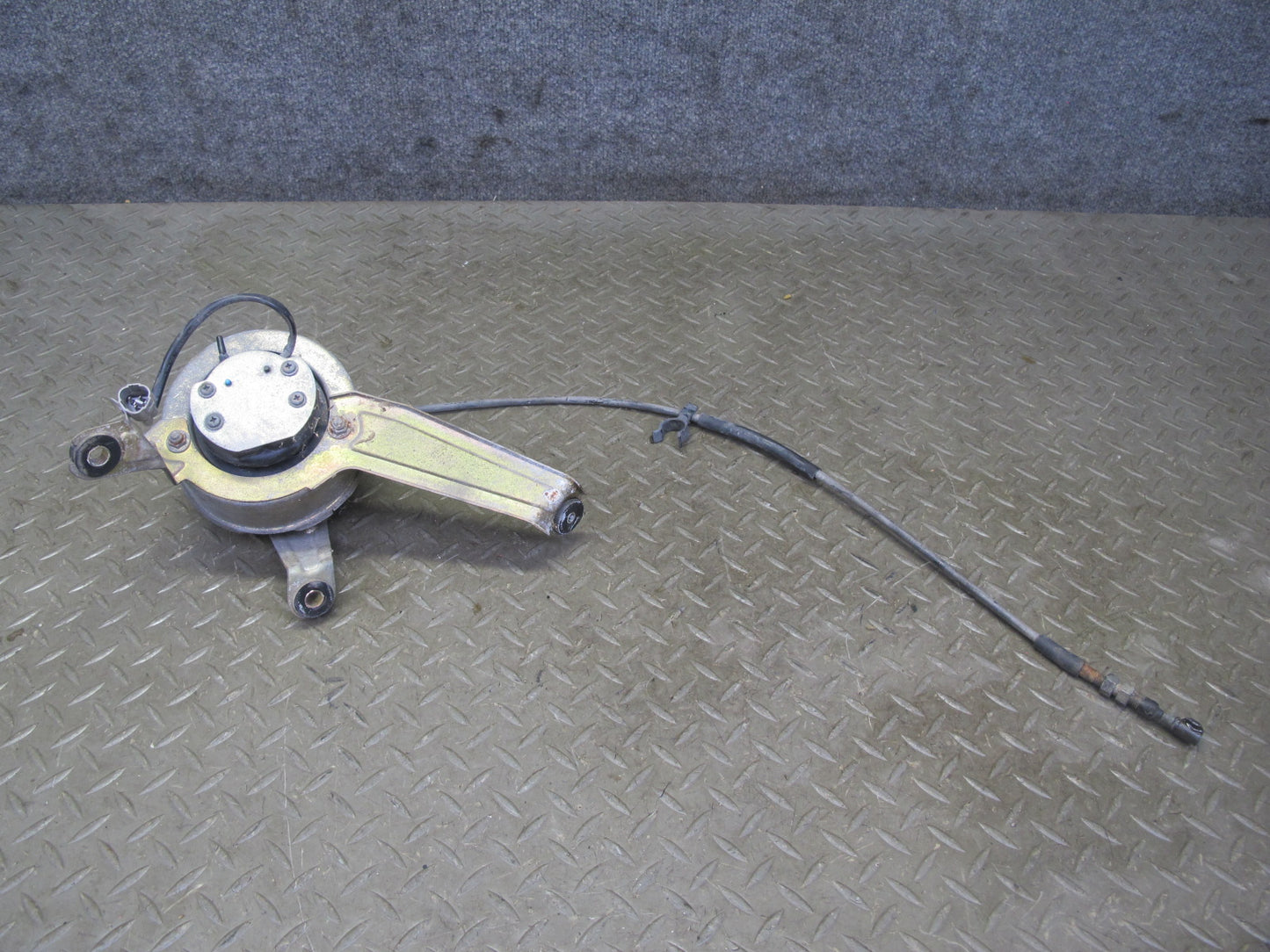87-92 Toyota Supra MA70L MK3 7MGE NA Cruise Controle Actuator 88200-14131 OEM