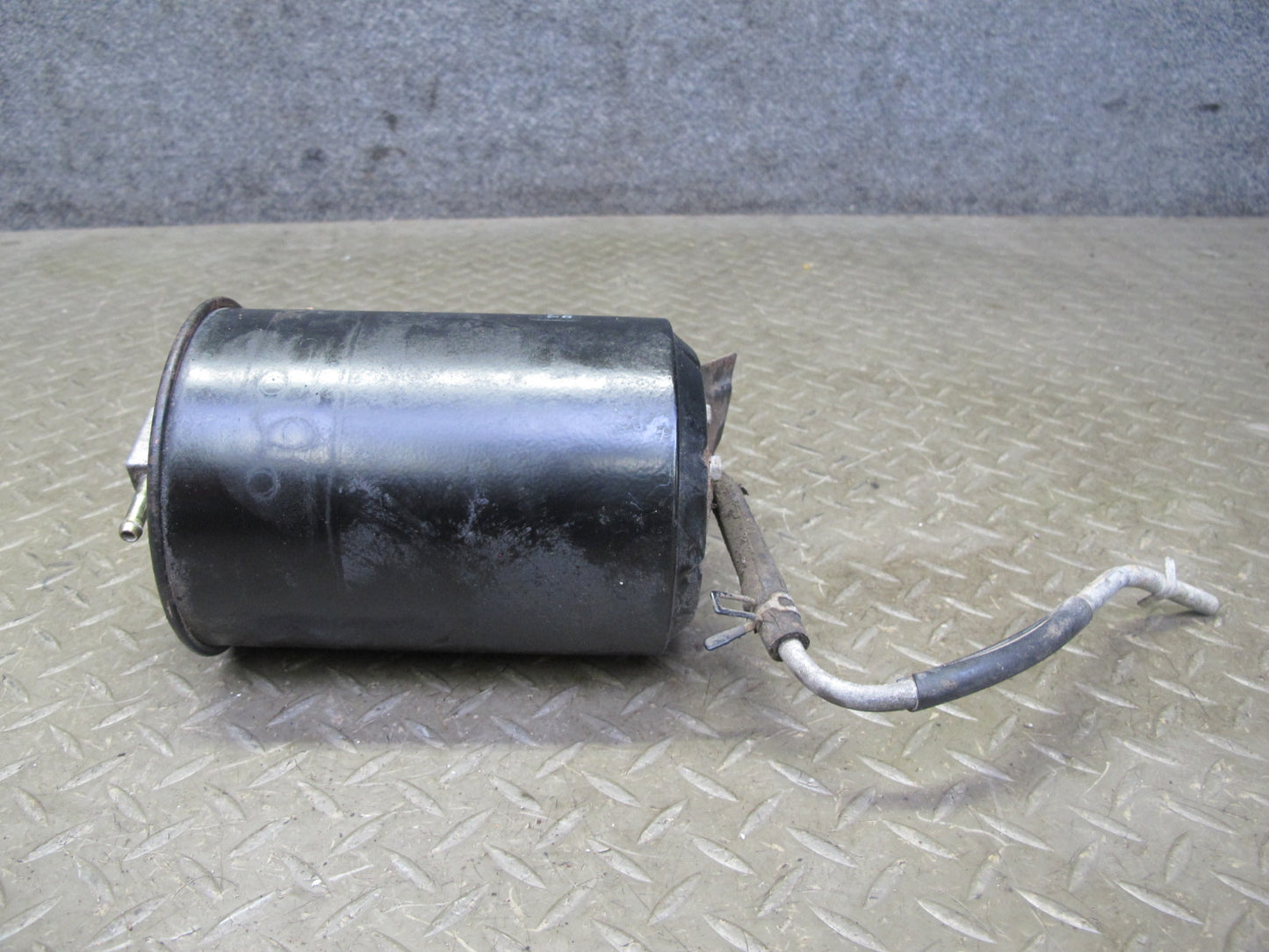 86-92 Toyota Supra MA70L MK3 Fuel Evap Vapor Charcoal Canister 77740-14410 OEM