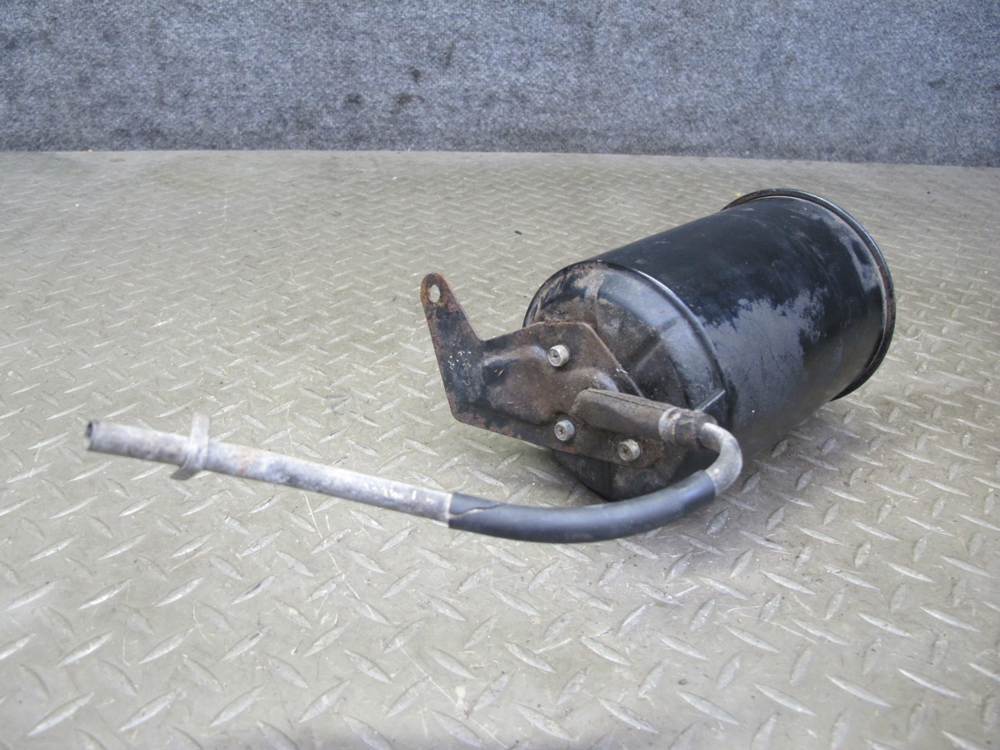 86-92 Toyota Supra MA70L MK3 Fuel Evap Vapor Charcoal Canister 77740-14410 OEM